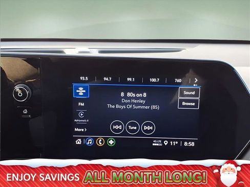 Used 2024 Chevrolet Trax RS image 21