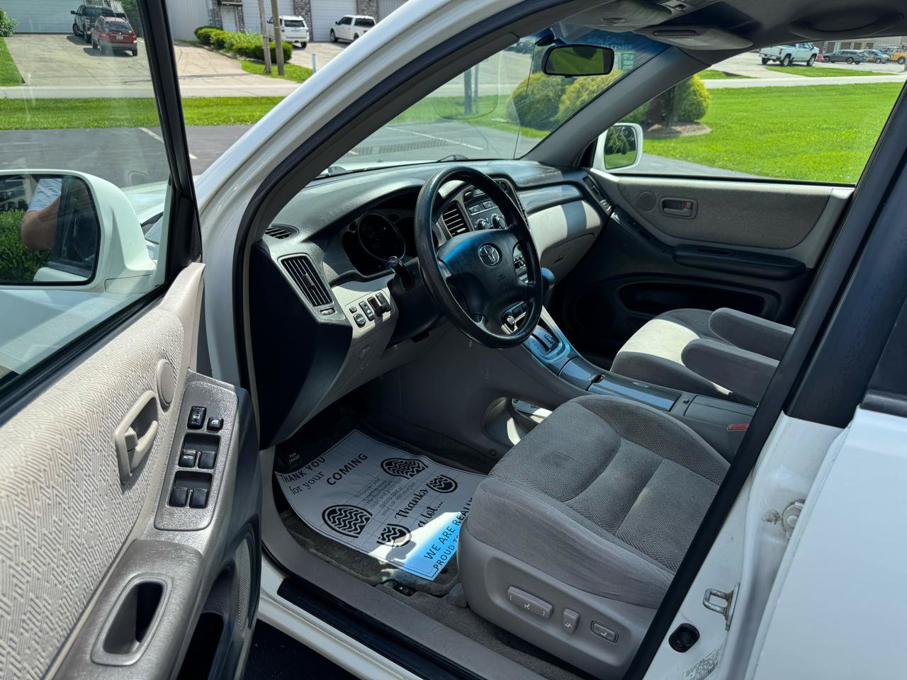 Used 2002 Toyota Highlander 2WD w/ Preferred Pkg image 15