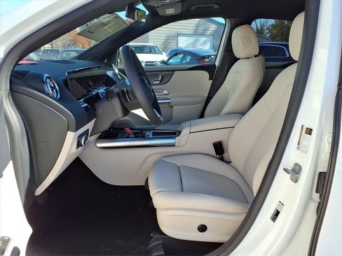 Used 2026 Mercedes-Benz GLA 250 image 11