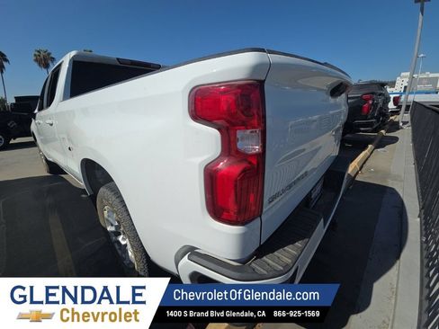 Used 2022 Chevrolet Silverado 1500 RST w/ Z71 Off-Road Package AWD/4WD image 4