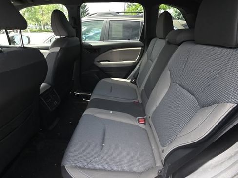 Certified 2025 Subaru Forester Premium w/ Convenience Package #1 AWD/4WD image 9