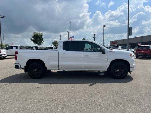 Used 2024 Chevrolet Silverado 1500 RST w/ Z71 Off-Road Package AWD/4WD image 8