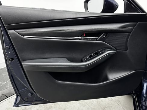 Used 2023 MAZDA MAZDA3 s image 11