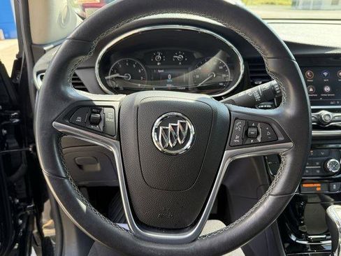 Used 2022 Buick Encore Preferred image 10