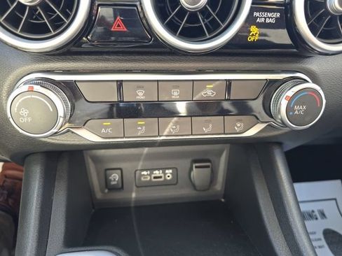 Used 2024 Nissan Sentra SV FWD image 21