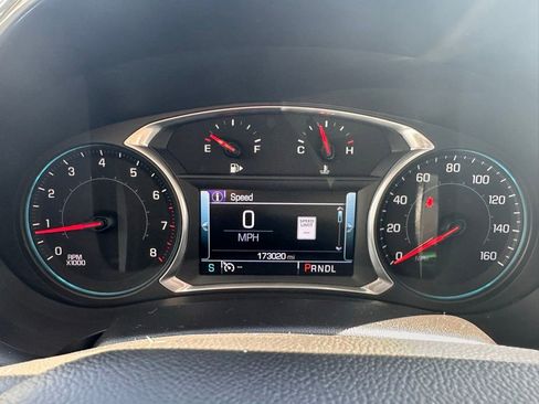 Used 2017 Chevrolet Malibu Premier w/ Driver Confidence Package FWD image 29