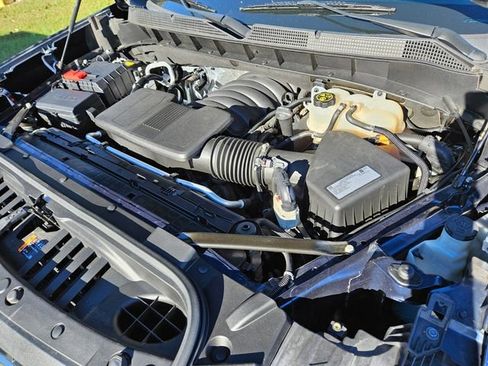 Used 2020 Chevrolet Silverado 1500 LT image 18