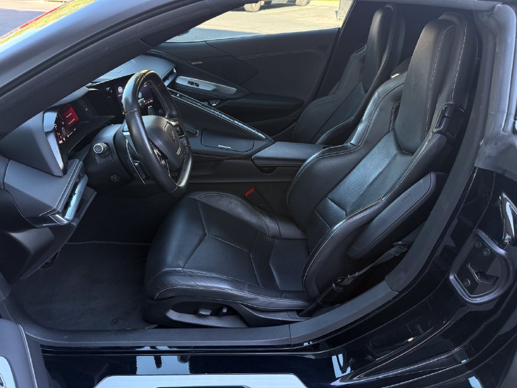 Used 2022 Chevrolet Corvette Stingray Coupe w/ Battery Protection Package RWD image 19