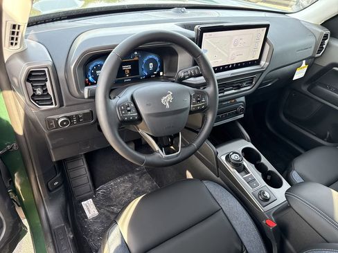 New 2025 Ford Bronco Sport Outer Banks w/ Outer Banks Tech Package+ AWD/4WD image 11