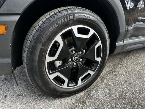 Used 2024 Ford Bronco Sport Outer Banks image 9