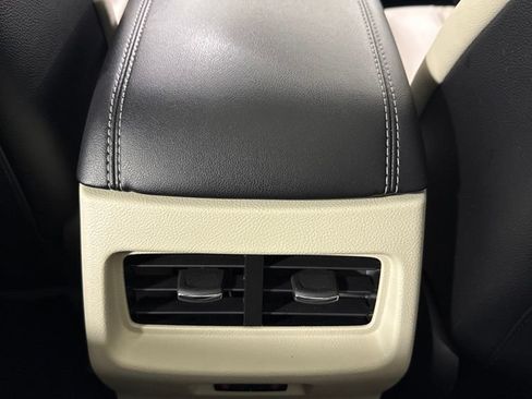 Used 2023 Ford Edge Titanium w/ Equipment Group 301A AWD/4WD image 29