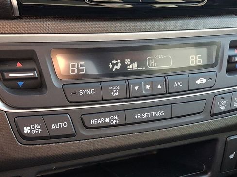 Used 2025 Honda Ridgeline TrailSport image 16