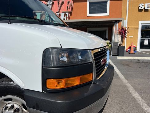 Used 2021 GMC Savana 2500 G2500 w/ Driver Convenience Package image 36