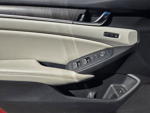 Used 2018 Honda Accord EX-L image 23