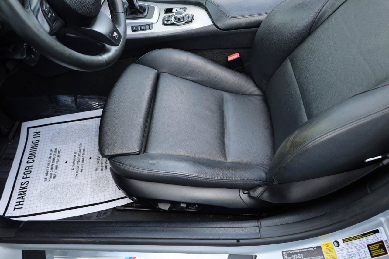 Used 2015 BMW Z4 sDrive35i RWD image 8