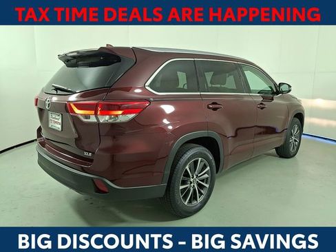 Certified 2018 Toyota Highlander XLE image 8