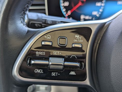 Used 2023 Mercedes-Benz GLS 450 4MATIC image 17