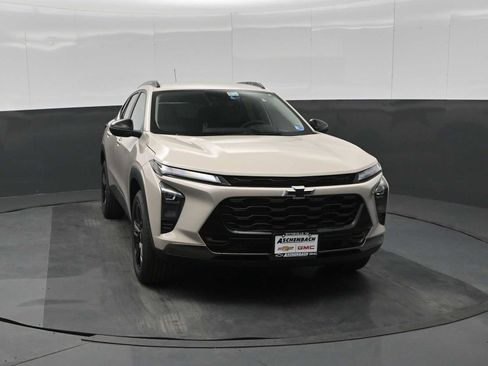 New 2026 Chevrolet Trax ACTIV w/ Driver Confidence Package image 3