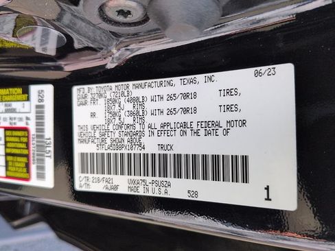 Used 2023 Toyota Tundra SR5 w/ SR5 Convenience Package AWD/4WD image 15