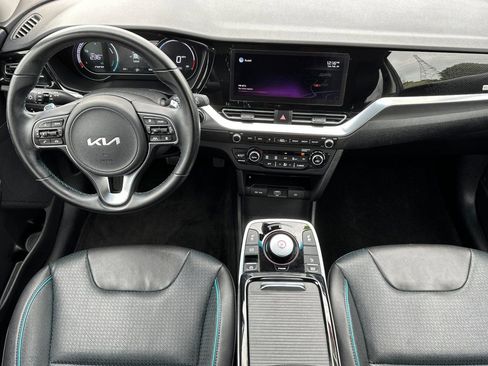 Used 2022 Kia Niro EX Premium image 14