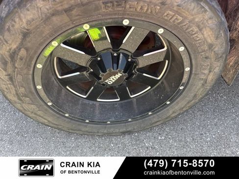 Used 2018 RAM 3500 Tradesman w/ Chrome Appearance Group AWD/4WD image 8