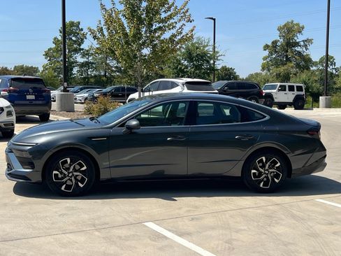 Used 2025 Hyundai Sonata SEL FWD image 6