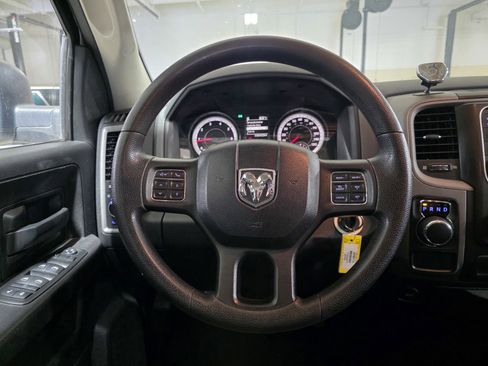 Used 2014 RAM 1500 Express image 16