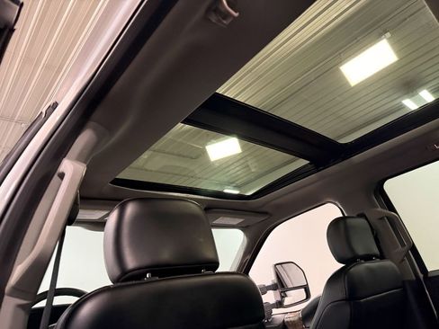 Used 2019 Ford F250 Lariat w/ Lariat Ultimate Package image 52