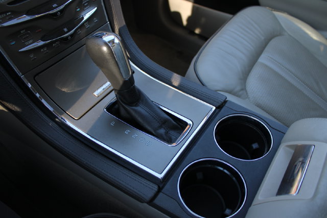Used 2014 Lincoln MKX AWD w/ Equipment Group 102A image 17