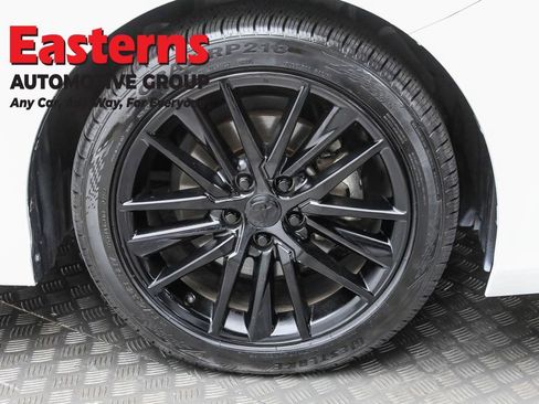 Used 2024 Toyota Camry SE image 55