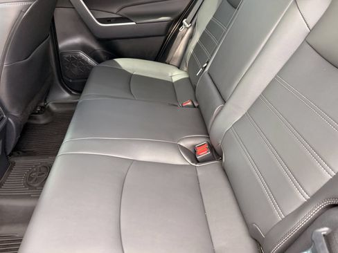 Used 2025 Toyota RAV4 XLE Premium w/ Weather Package FWD image 18