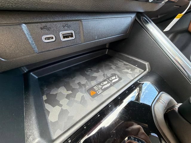 New 2026 GMC Canyon AT4 w/ Technology Plus Package AWD/4WD image 22