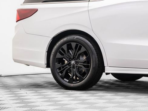 New 2026 Honda Odyssey Sport-L image 32