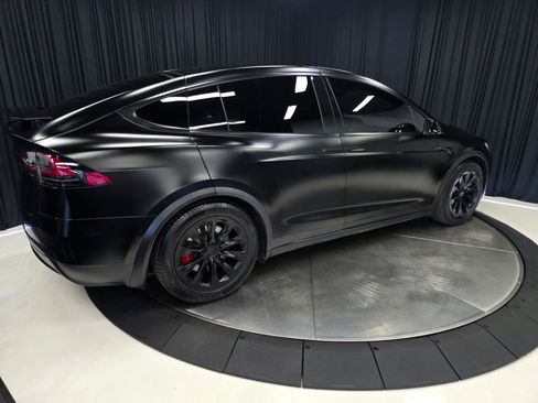 Used 2021 Tesla Model X Performance image 12