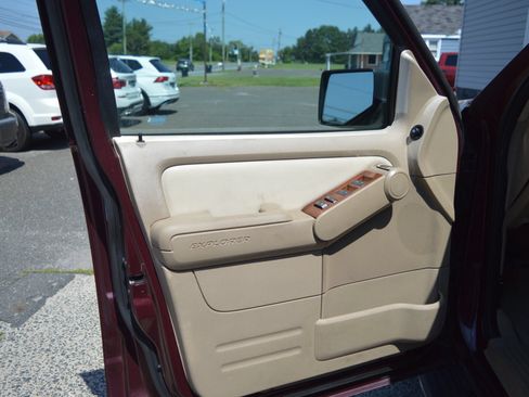Used 2008 Ford Explorer Eddie Bauer AWD/4WD image 28