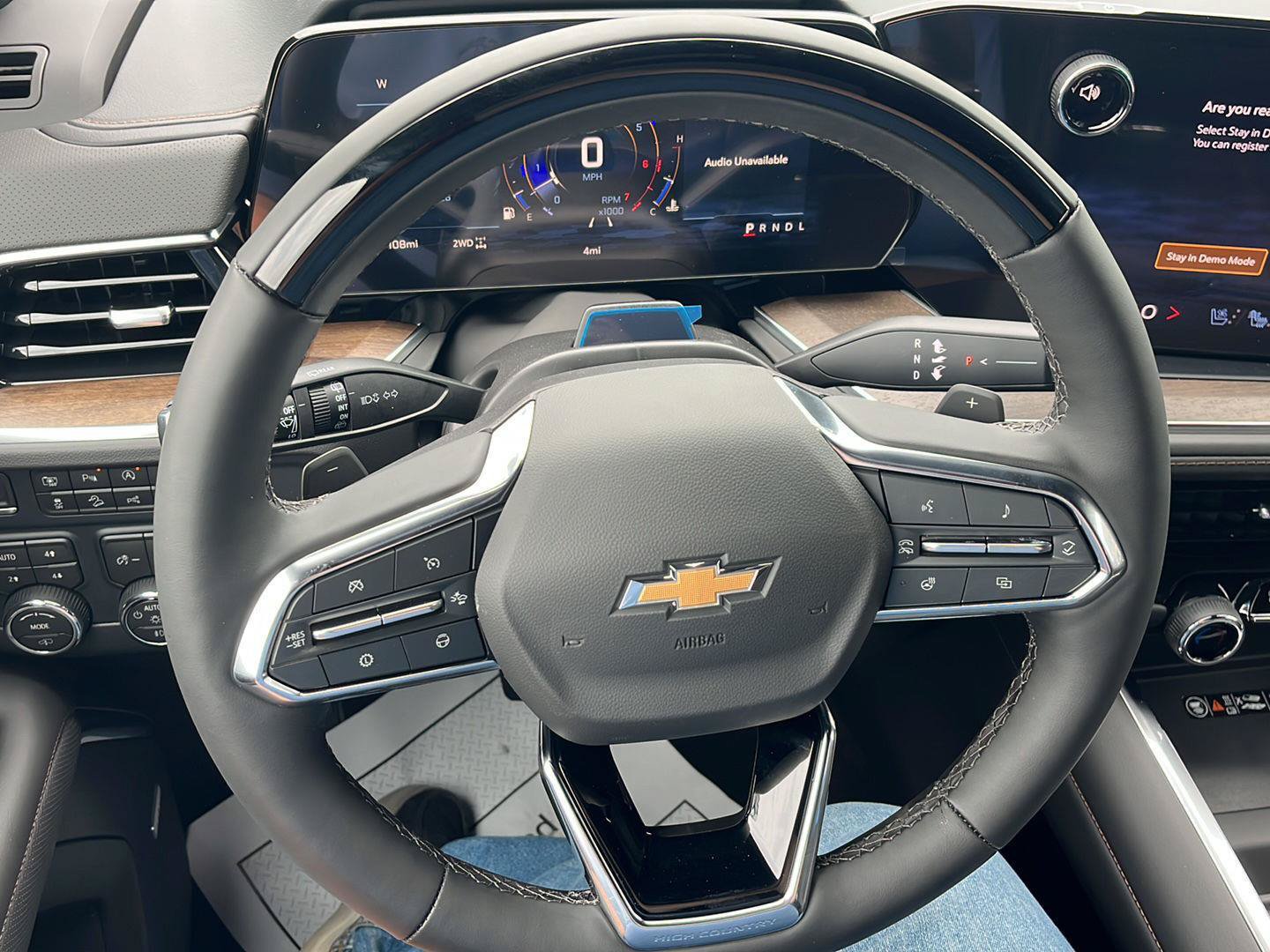 New 2026 Chevrolet Tahoe High Country AWD/4WD image 10