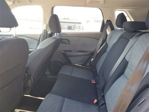 Used 2021 Nissan Rogue S image 9