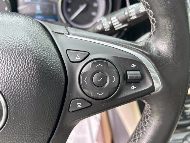 Used 2020 Buick Envision Preferred AWD/4WD image 18