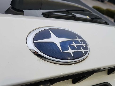 Used 2020 Subaru Forester Premium image 29