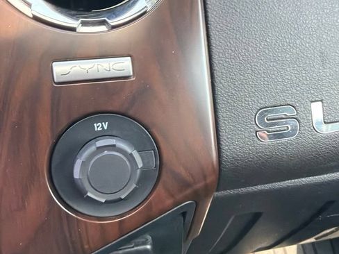 Used 2015 Ford F250 Lariat w/ Lariat Ultimate Package AWD/4WD image 31