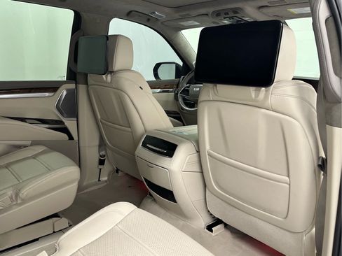 Used 2026 Cadillac Escalade Platinum Sport w/ LPO, ONYX Package AWD/4WD image 20