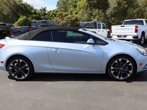 Used 2017 Buick Cascada Premium image 9