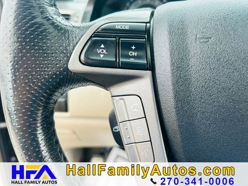 Used 2017 Honda Odyssey EX-L image 24