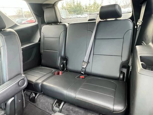 Used 2019 Chevrolet Traverse Premier AWD/4WD image 29