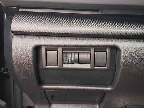 Certified 2024 Subaru Crosstrek 2.0i Premium image 16