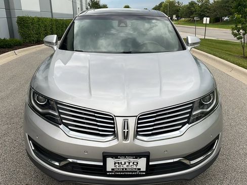 Used 2018 Lincoln MKX Reserve AWD/4WD image 3