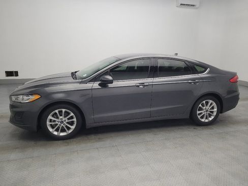 Used 2020 Ford Fusion SE FWD image 2