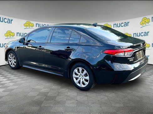 Used 2021 Toyota Corolla LE FWD image 5