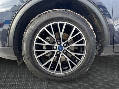 Used 2021 Ford Escape SE image 14