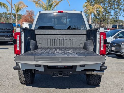 New 2026 Ford F250 Lariat w/ Black Appearance Package image 14